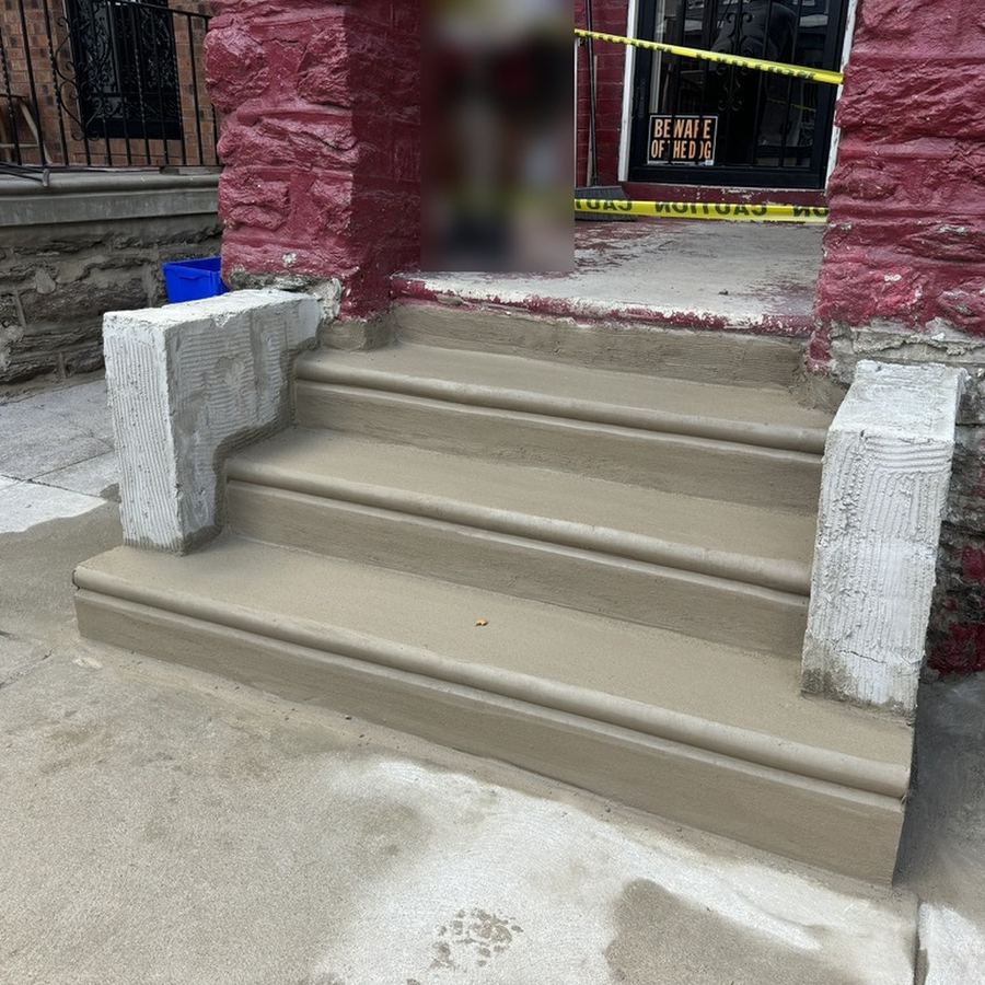 Bull-nosed concrete steps built by Dependable Concrete on a Philadelphia rowhome (1)